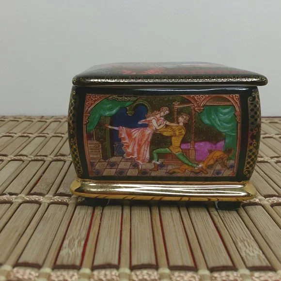 Vintage Russian Fairy Tale Trinket Box 1992 Ardleigh Elliott and Son Storage & Organization